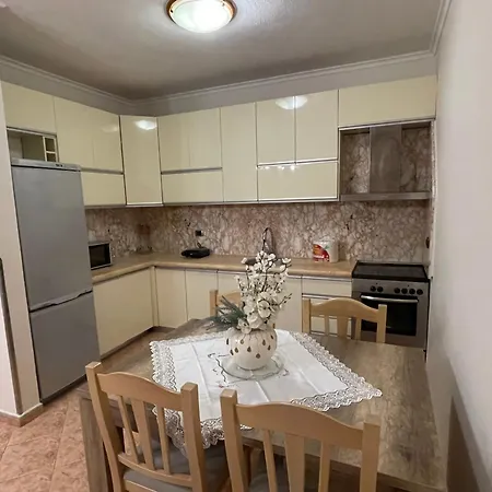 Center Appartament- Dario Apartment *