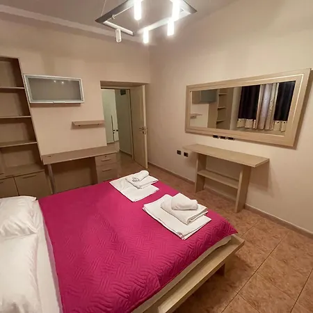Center Appartament- Dario Apartment Tirana