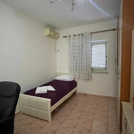 Apartment Center Appartament- Dario
